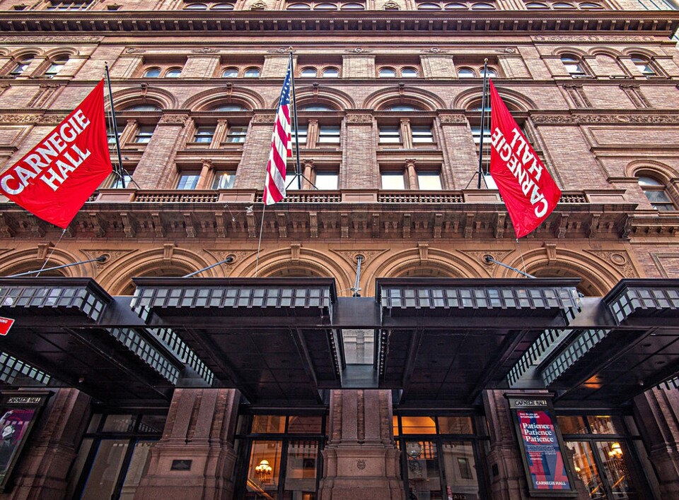 ( 뉴욕 카네시홀 건물 카네기홀 홈페이지 참조 )