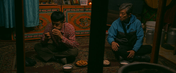 [해시태그 몽골 스틸 컷]