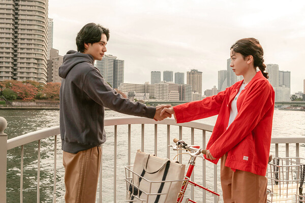 [그리고 바통은 넘겨졌다 스틸 컷]