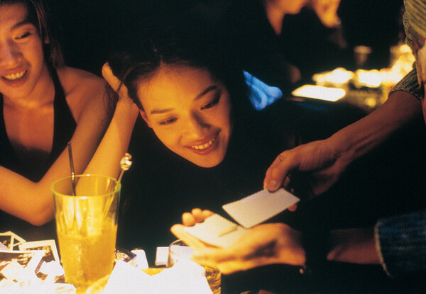 [밀레니엄 맘보 스틸 컷]