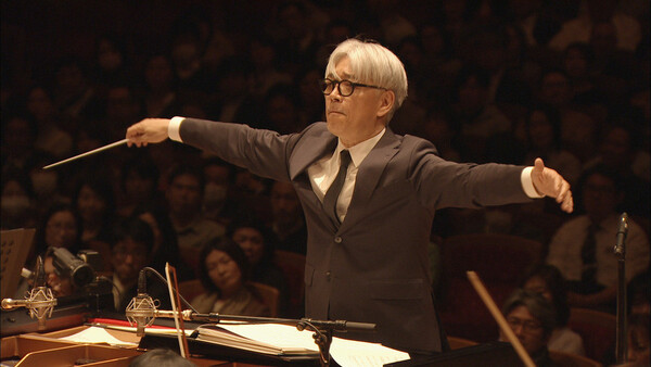 [류이치 사카모토 플레잉 디 오케스트라 2014 스틸 컷, 사진 = LIVET]