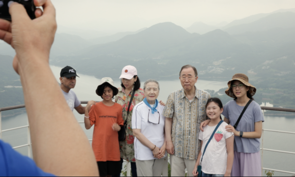 [조용한 리더 스틸 컷, 사진 = 씨엠닉스]