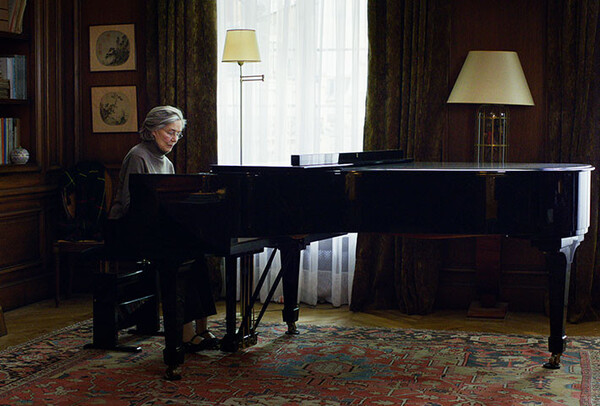 [아무르 스틸 컷, 사진 = 티캐스트]