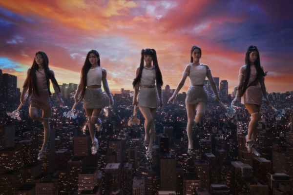 [ILLIT (아일릿) 'bomb' Brand Film (little monster MV), 사진 = HYBE LABELS 유튜브]