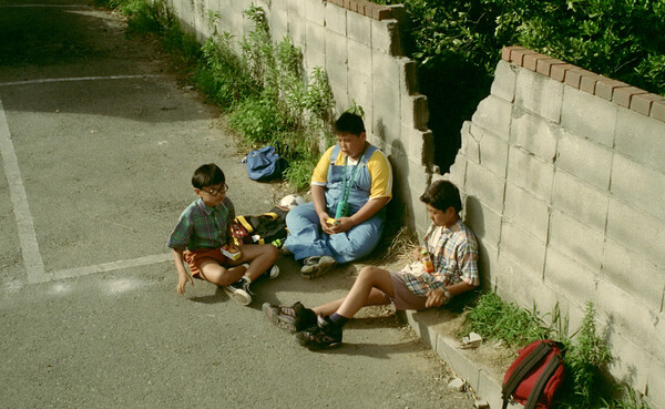 [여름정원 스틸 컷, 사진 = 에이유앤씨]
