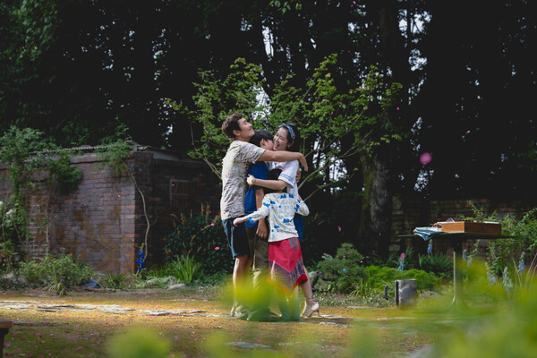 ['어쩔수가없다' 스틸 컷, 사진 = CJ ENM]