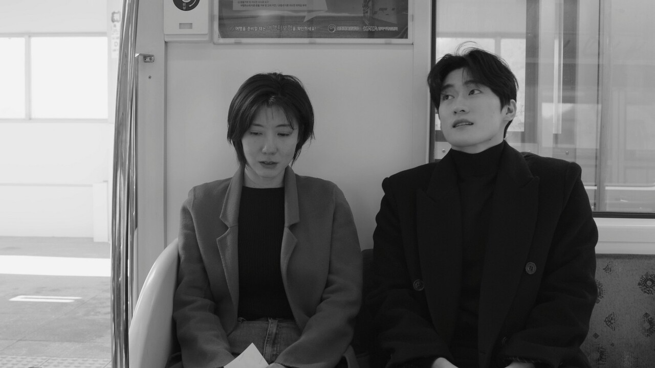 ['멈춰선 지하철' 스틸 컷, 사진 = 씨엠닉스]