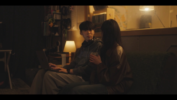 ['섬들의 집' 스틸 컷, 사진 = 씨엠닉스]