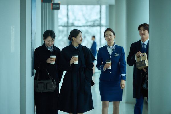 ['실연당한 사람들을 위한 일곱 시 조찬모임' 스틸 컷, 사진 = 영화특별시SMC]