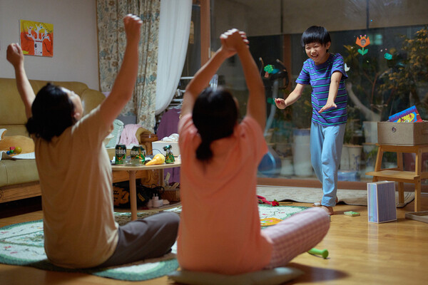 ['세계의 주인' 스틸 컷, 사진 = 바른손이앤에이]