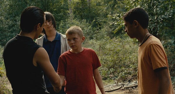 ['자전거 탄 소년' 스틸 컷, 사진 = 영화사 진진, 티캐스트]